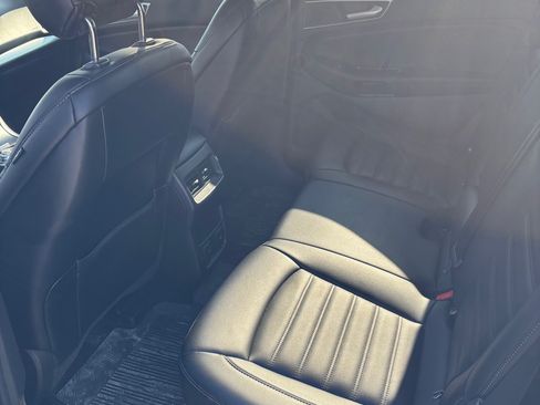 Used 2019 Ford Edge SEL w/ Equipment Group 201A image 7