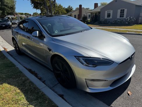 Used 2025 Tesla Model S AWD/4WD image 10