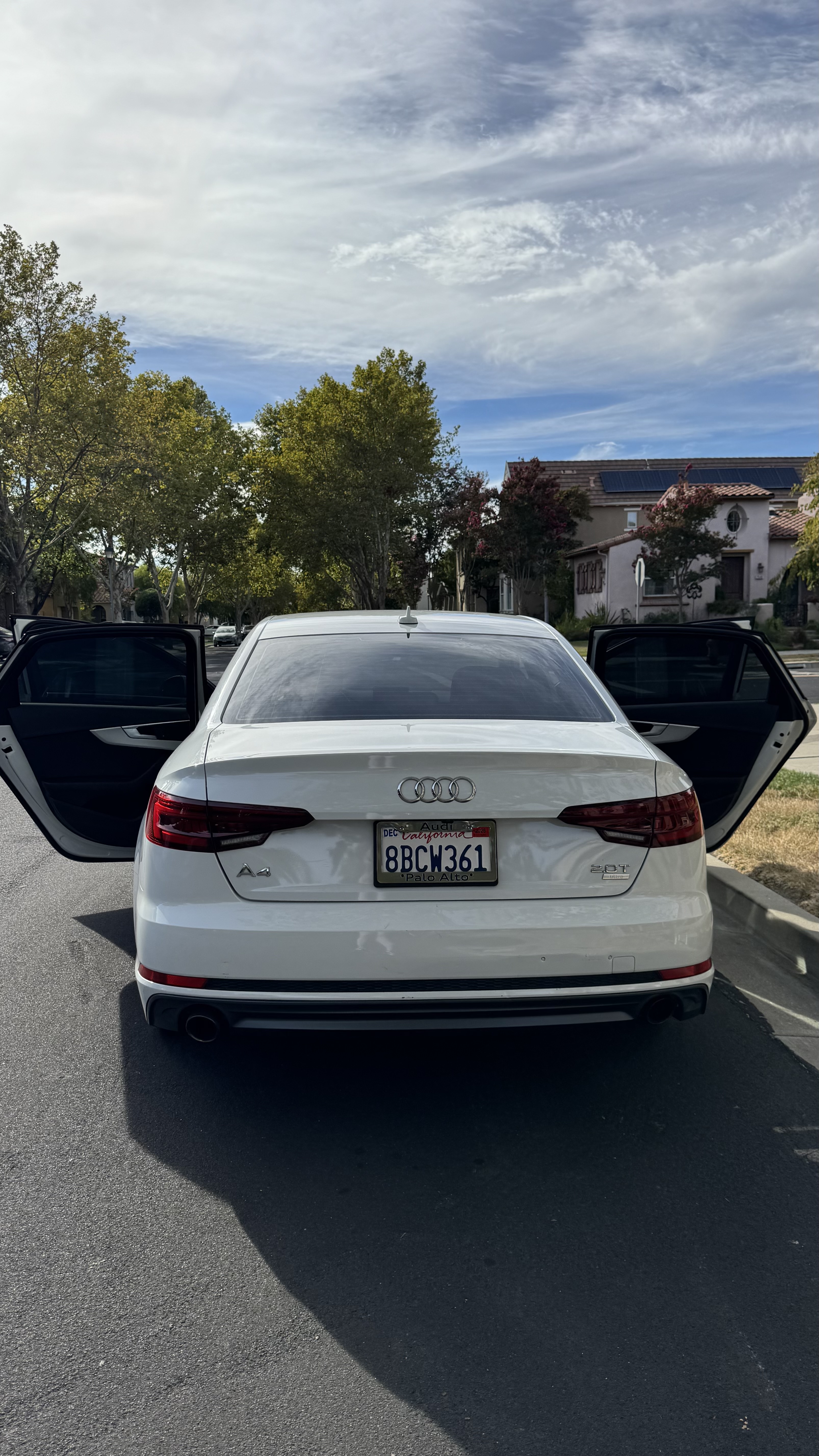 Used 2018 Audi A4 2.0T Ultra Premium w/ Convenience Package FWD image 5