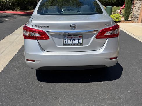 Used 2015 Nissan Sentra SV image 5