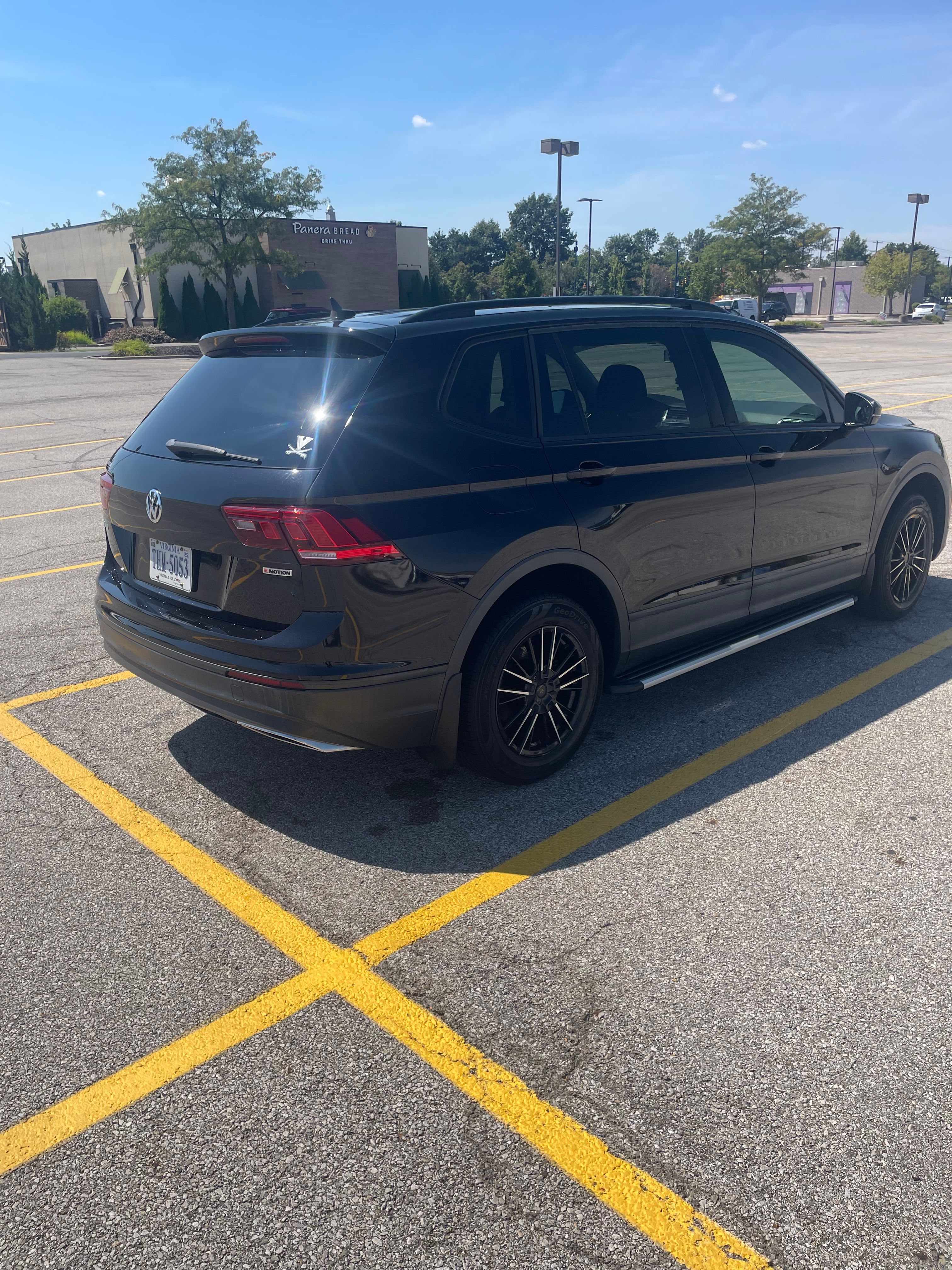Used 2020 Volkswagen Tiguan S AWD/4WD image 8