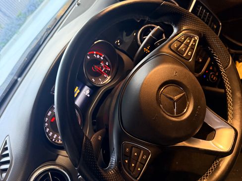 Used 2015 Mercedes-Benz CLA 250 image 6