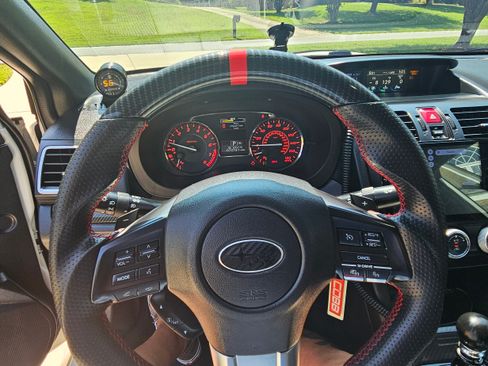 Used 2015 Subaru WRX Premium image 6