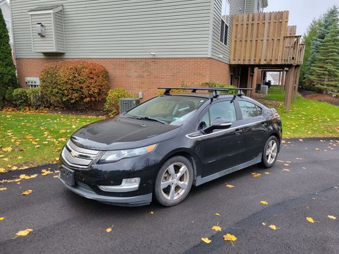 Used 2012 Chevrolet Volt Premium w/ Premium Trim Package image 8