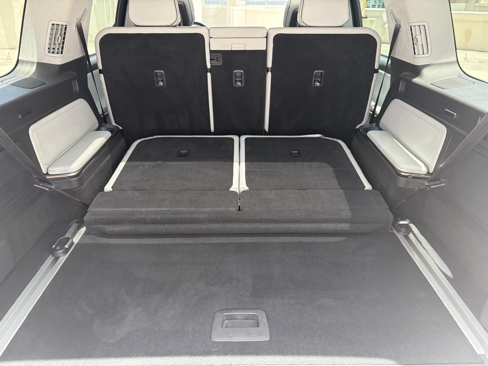 Used 2023 Rivian R1S Launch Edition Quad AWD/4WD image 18