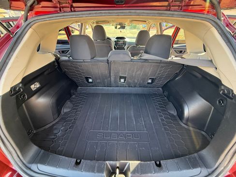 Used 2018 Subaru Crosstrek 2.0i Premium w/ Eyesight System image 11