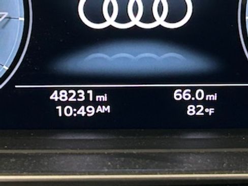 Used 2021 Audi A8 L 4.0T image 19