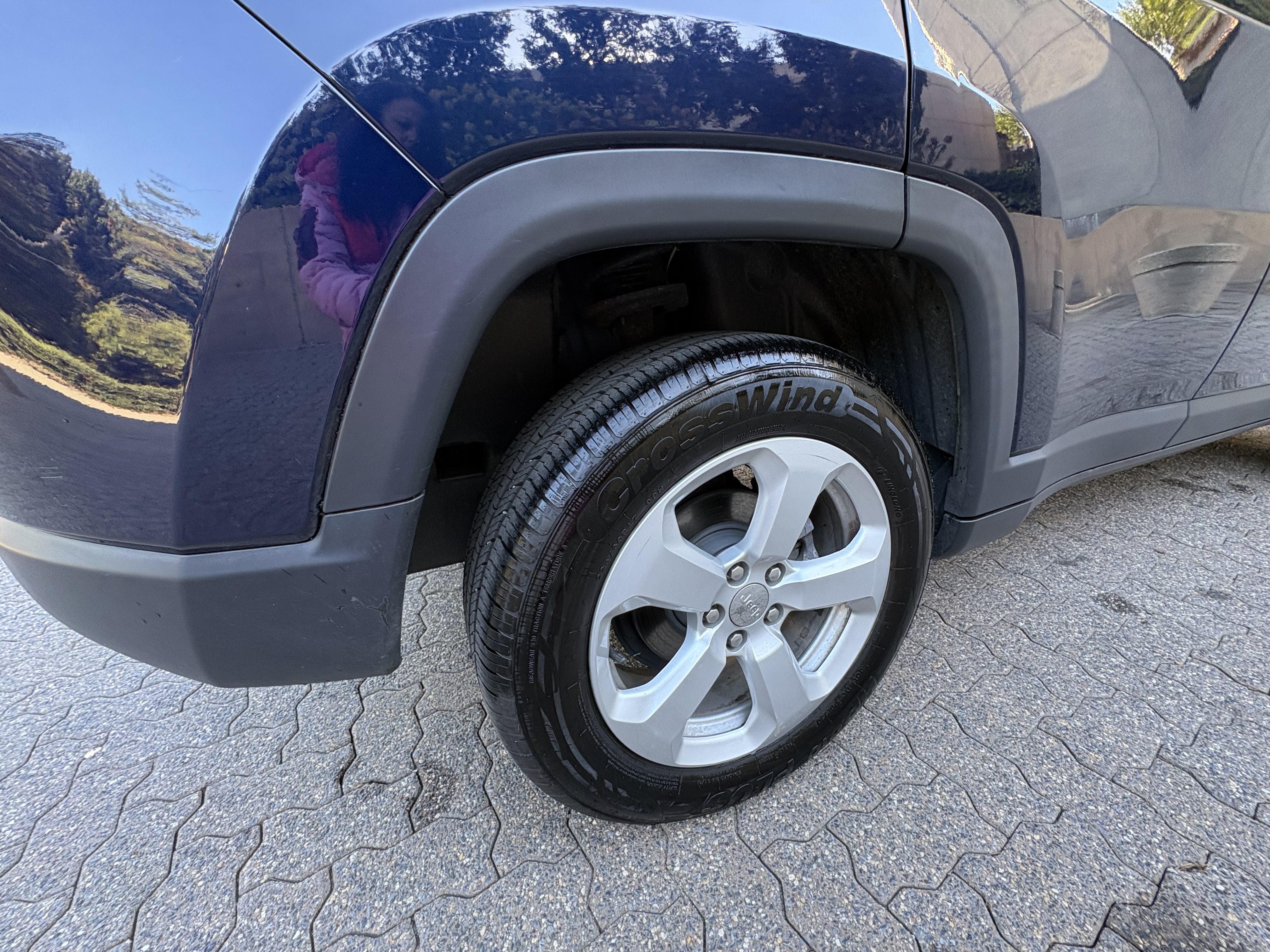 Used 2018 Jeep Compass Latitude w/ Popular Equipment Group AWD/4WD image 10