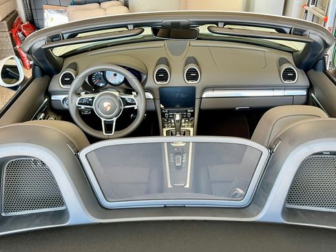 Used 2023 Porsche 718 Boxster S image 6