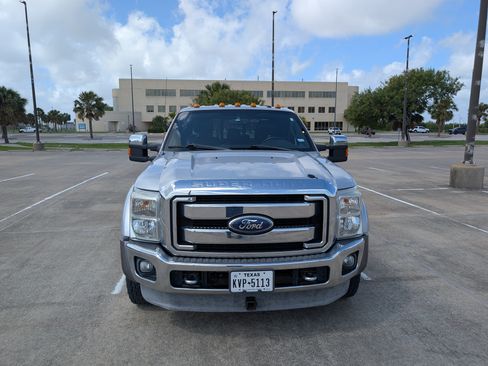 Used 2012 Ford F450 Lariat w/ Chrome Pkg image 2
