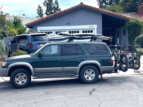 Used 2000 Toyota 4Runner Limited RWD image 4