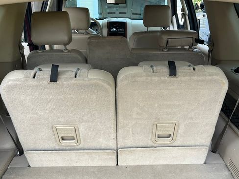 Used 2006 Ford Explorer Eddie Bauer AWD/4WD image 11