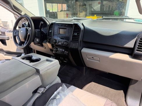 Used 2015 Ford F150 XL w/ Equipment Group 101A Mid AWD/4WD image 9