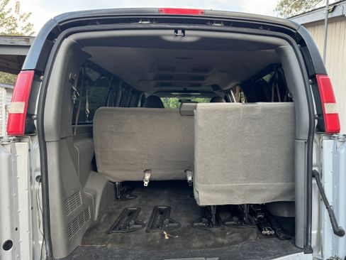 Used 2012 Chevrolet Express 3500 LT w/ LT Preferred Equipment Group image 22