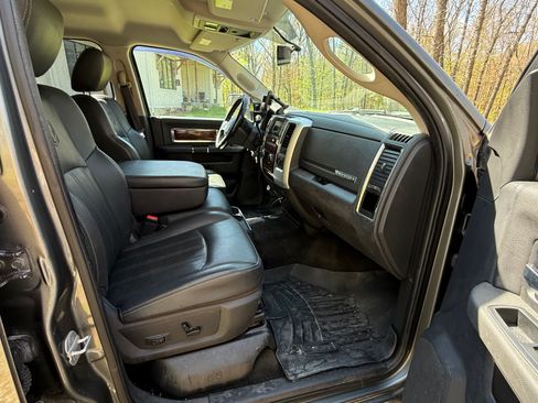 Used 2012 RAM 2500 Laramie w/ Cold Weather Group AWD/4WD image 5