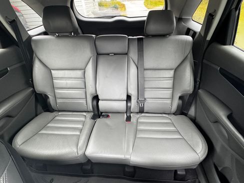 Used 2016 Kia Sorento EX image 12