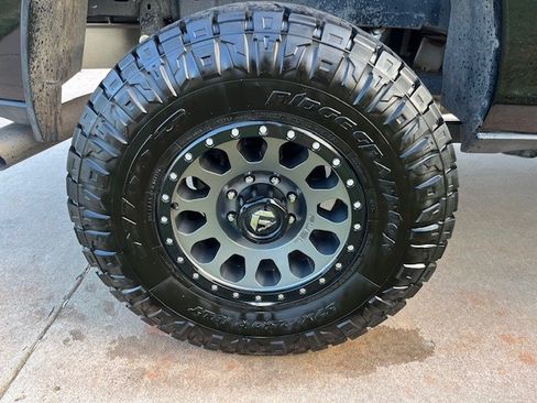 Used 2024 RAM 2500 Laramie image 9