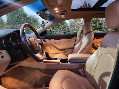 Used 2011 Cadillac CTS Luxury image 10