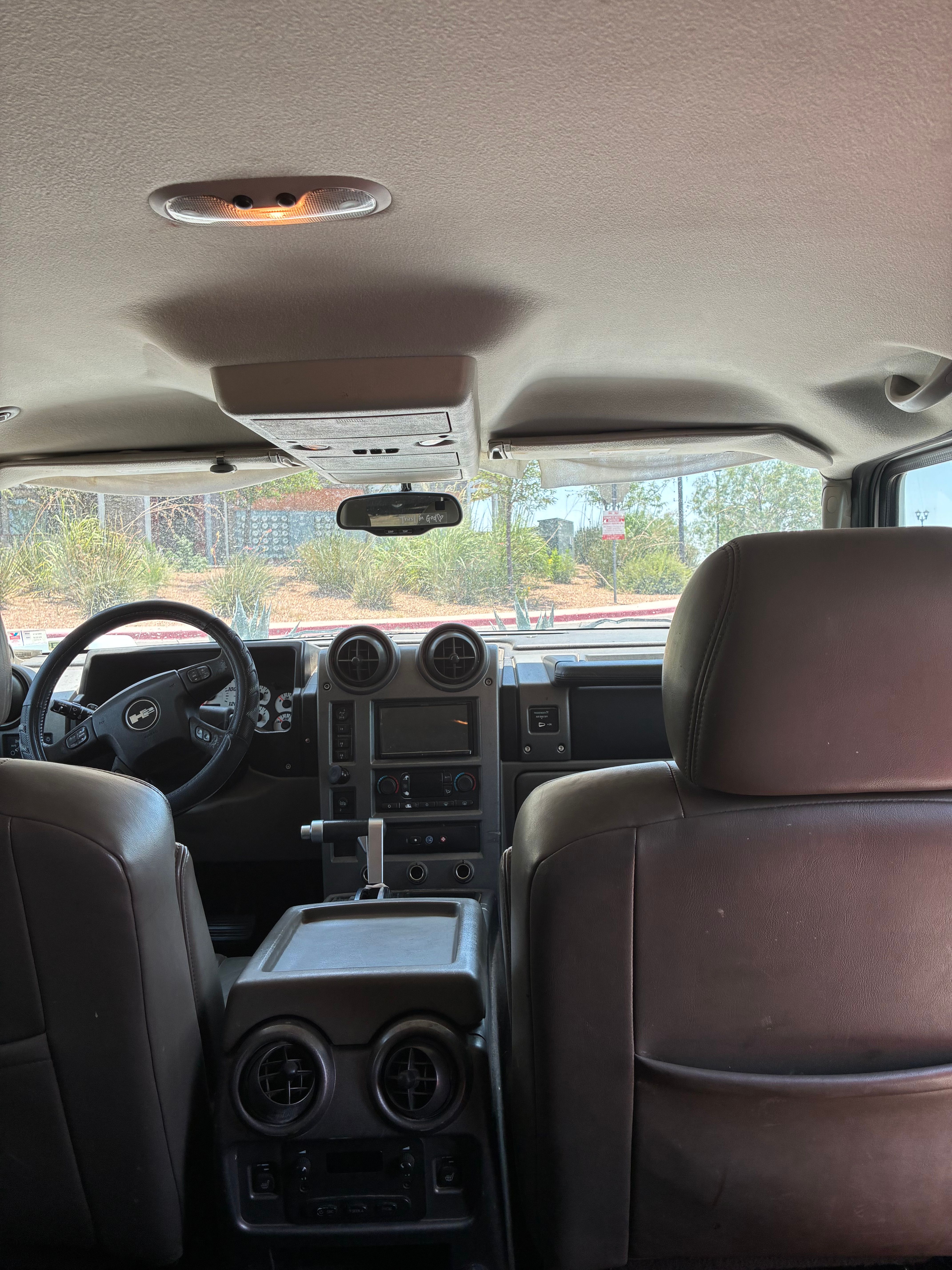 Used 2004 HUMMER H2 w/ Preferred Equipment Group AWD/4WD image 13
