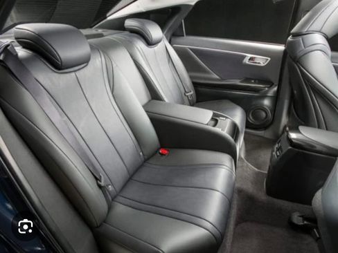 Used 2019 Toyota Mirai image 10