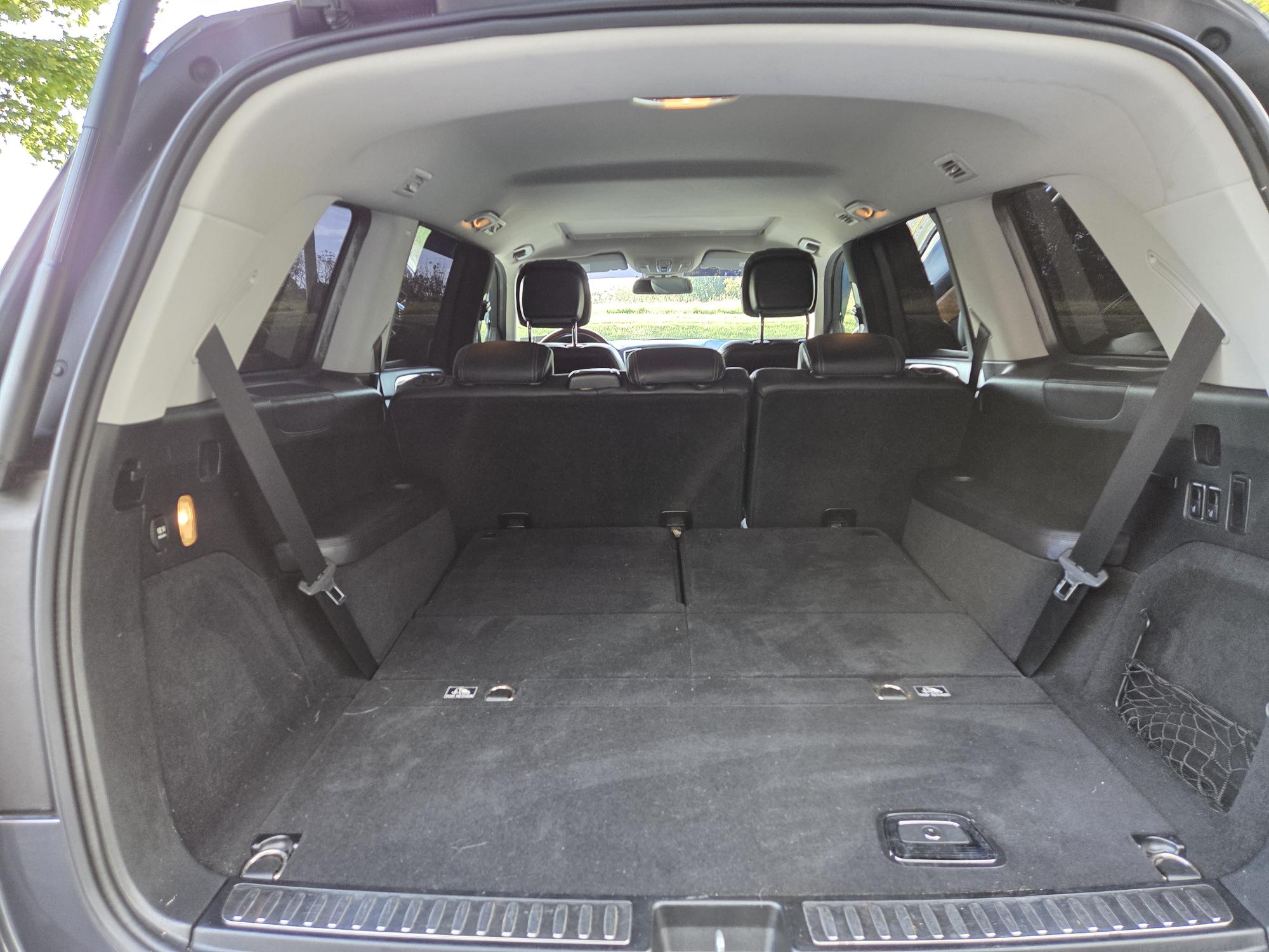 Used 2013 Mercedes-Benz GL 550 4MATIC image 5