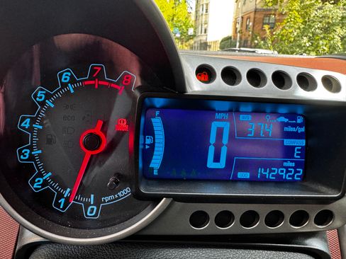 Used 2012 Chevrolet Sonic LTZ image 2