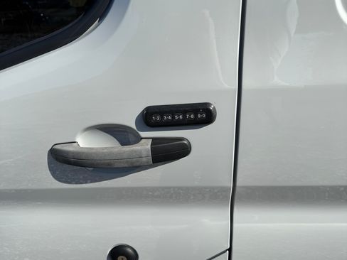 Used 2023 Ford Transit 250 148 High Roof image 14