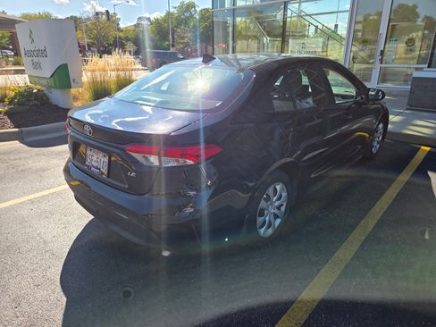 Used 2023 Toyota Corolla LE image 9