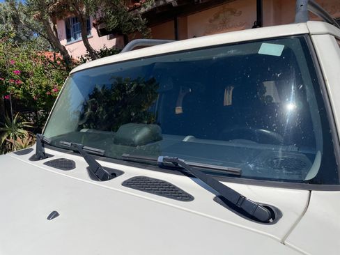 Used 2013 Toyota FJ Cruiser Sport Utility 2D w/ Upgrade Pkg image 19