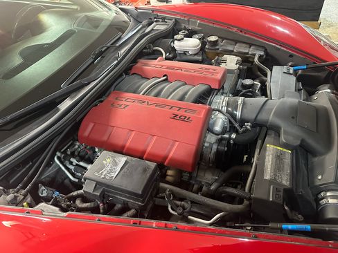 Used 2006 Chevrolet Corvette Z06 w/ Preferred Equipment Group image 23