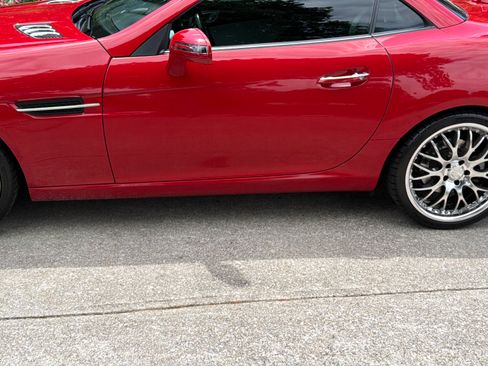 Used 2014 Mercedes-Benz SLK 250 image 14