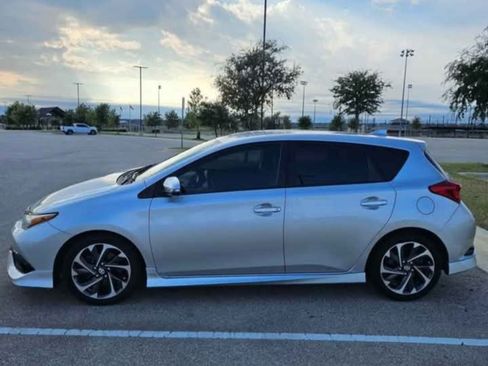 Used 2016 Scion iM image 8