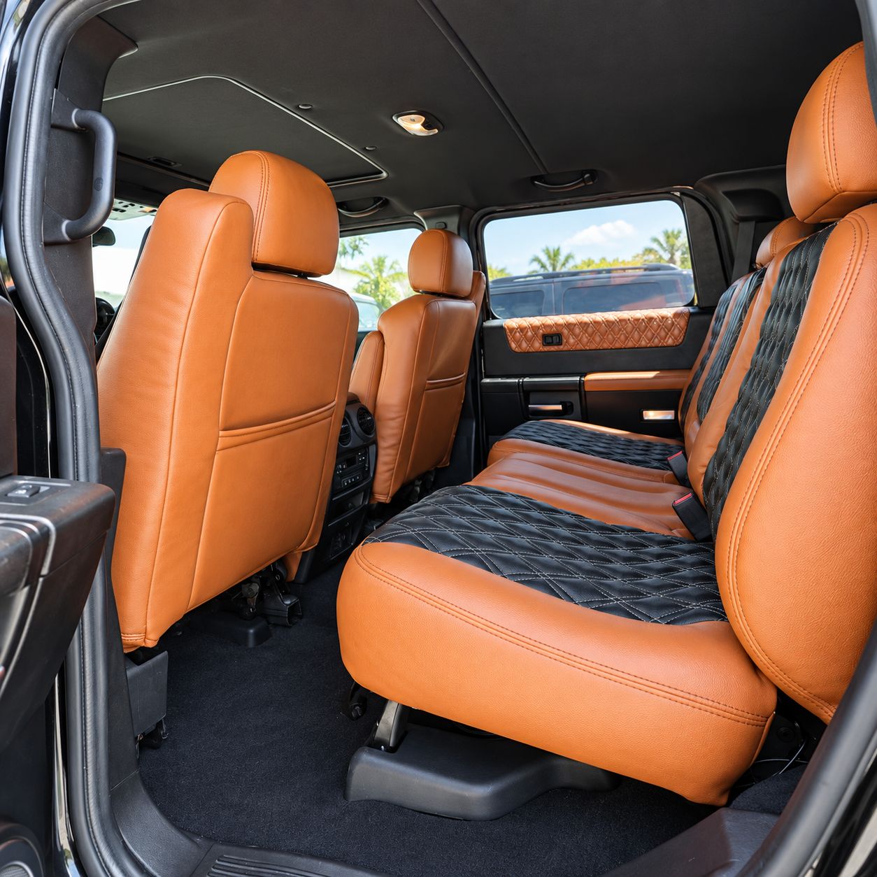 Used 2005 HUMMER H2 w/ Preferred Equipment Group AWD/4WD image 14