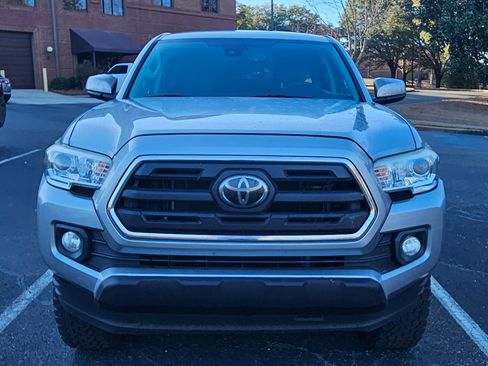 Used 2019 Toyota Tacoma SR5 image 5