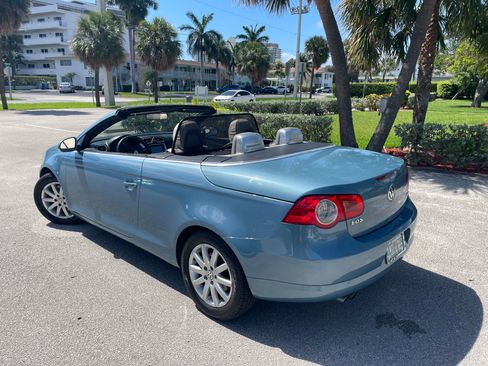 Used 2007 Volkswagen Eos 2.0T FWD image 11