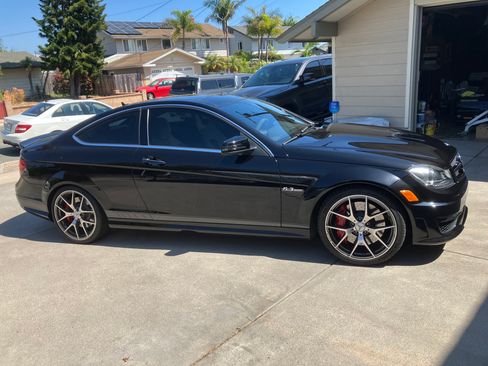 Used 2015 Mercedes-Benz C 63 AMG Coupe image 2