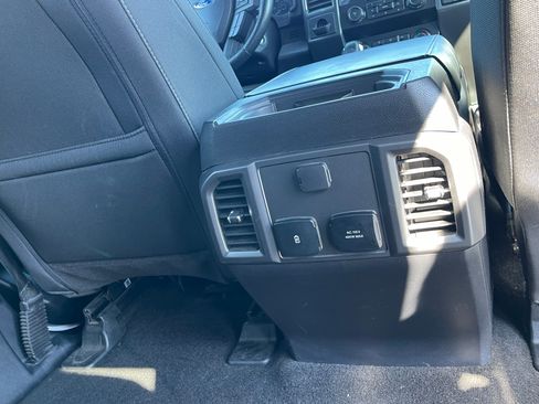 Used 2019 Ford F150 XLT w/ Equipment Group 302A Luxury image 8