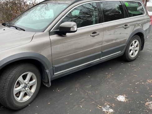 Used 2010 Volvo XC70 3.2 image 20