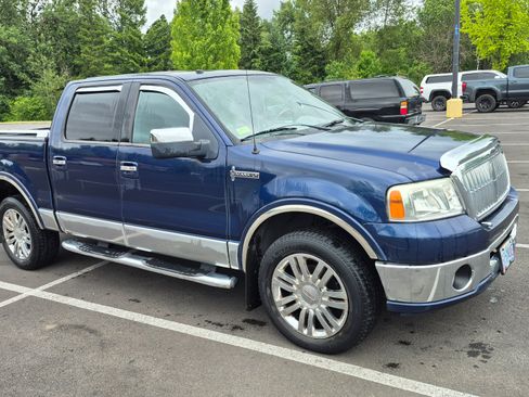 Used 2007 Lincoln Mark LT 4x4 image 11