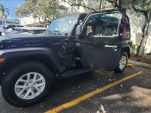 Used 2023 Jeep Wrangler Unlimited Sport image 5