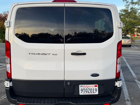 Used 2017 Ford Transit 150 XL image 10