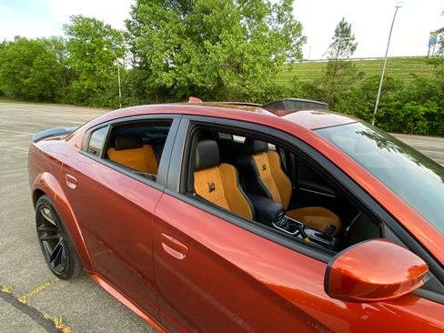 Used 2022 Dodge Charger Scat Pack image 4