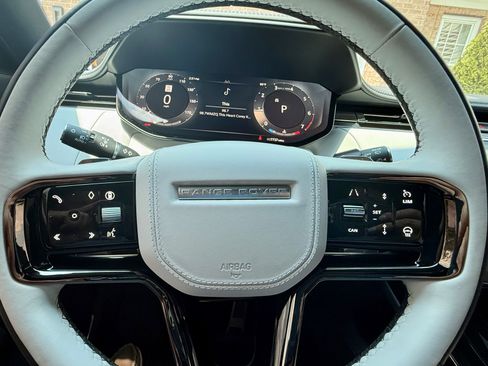 Used 2024 Land Rover Range Rover Sport Dynamic SE AWD/4WD image 15