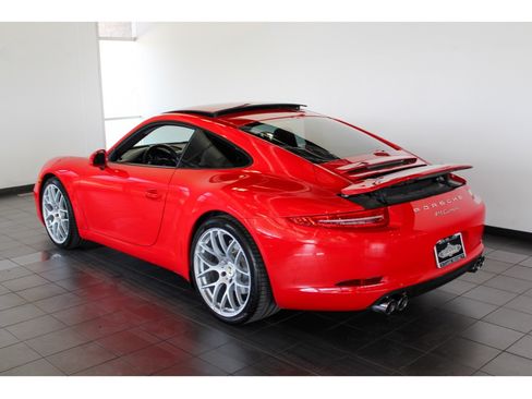 Used 2013 Porsche 911 Carrera RWD image 6