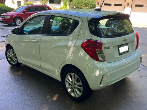 Used 2022 Chevrolet Spark LT FWD image 5