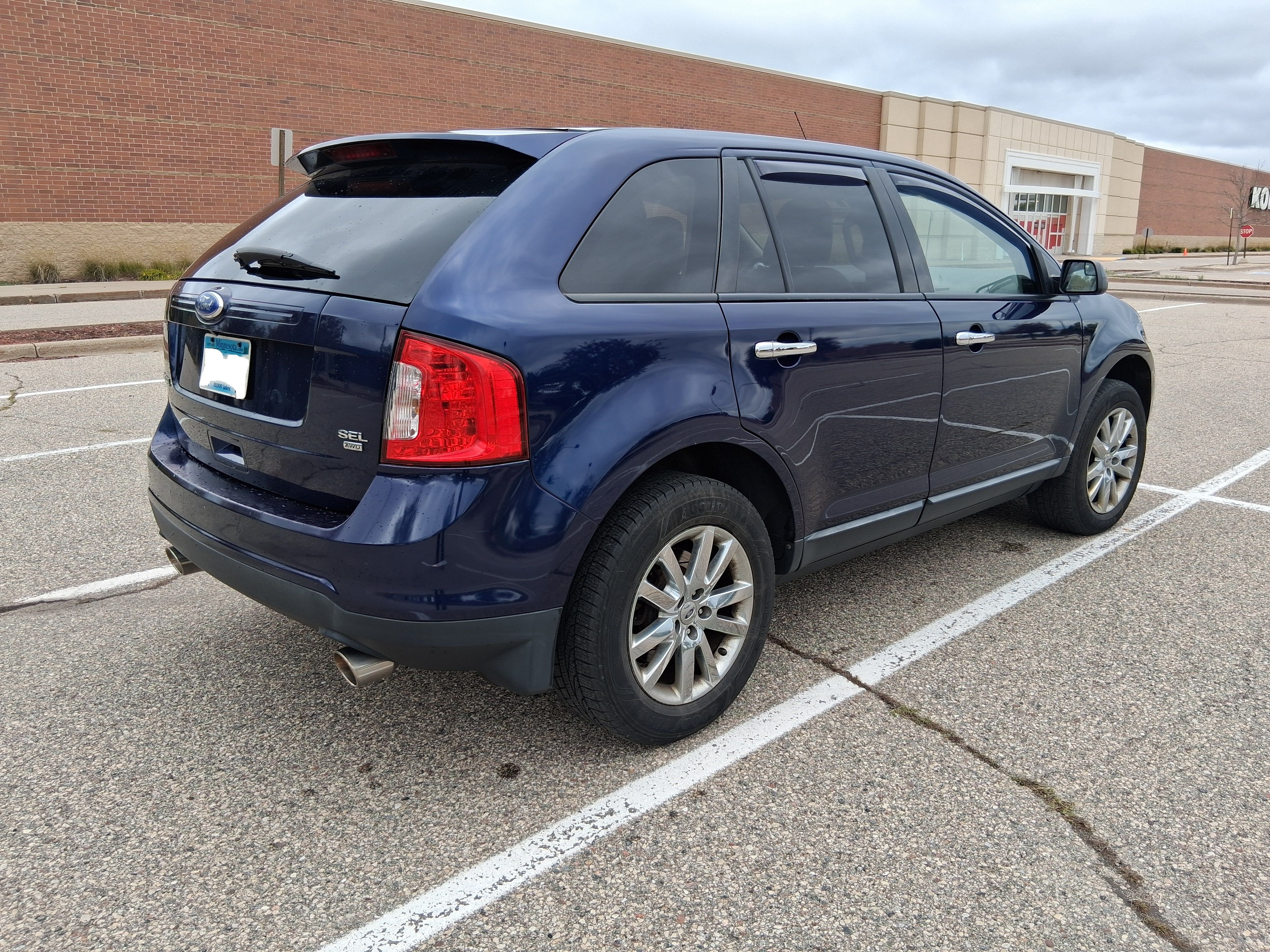 Used 2011 Ford Edge SEL w/ 202A Rapid Spec Order Code AWD/4WD image 6