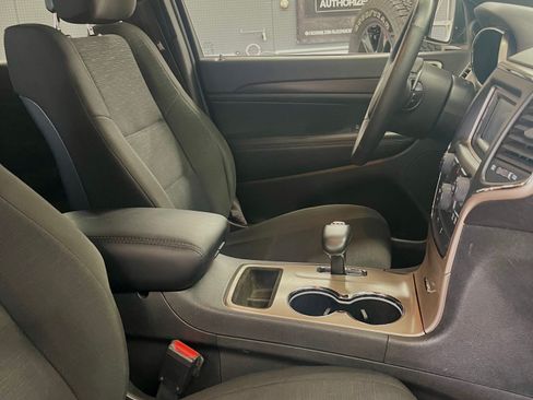 Used 2014 Jeep Grand Cherokee Laredo w/ Quick Order Package 23E image 8