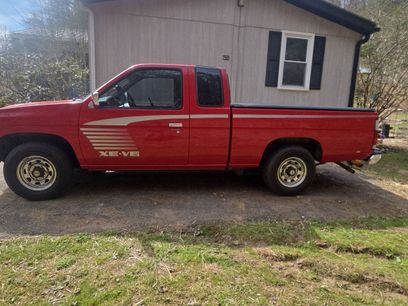 Used 1995 Nissan Pickup XE