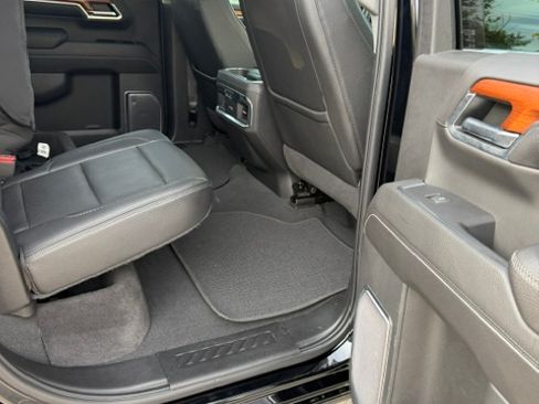 Used 2022 GMC Sierra 1500 Denali w/ Denali Reserve Package AWD/4WD image 8