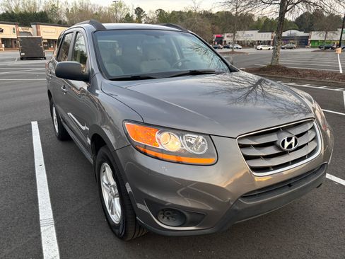 Used 2010 Hyundai Santa Fe GLS image 11